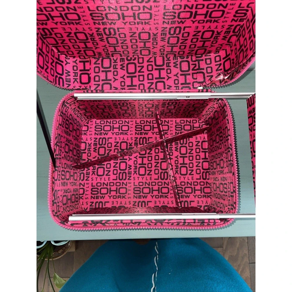 LONDON SOHO NEW YORK  *TOP MODEL MAKEUP‎ TRAVEL CASE HARD SIDE RARE